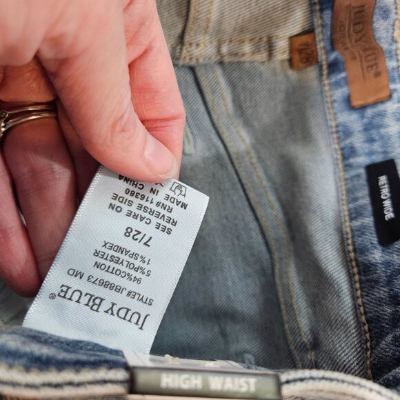 Judy Blue Jeans, High Waist, Retro Wide Size 7/28 - Picture 10 of 11